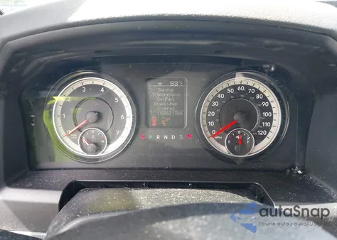 2017 Ram 1500 Express 4X4 6'4 Box из США, поврежденный, VIN 1C6RR7FG2HS726766